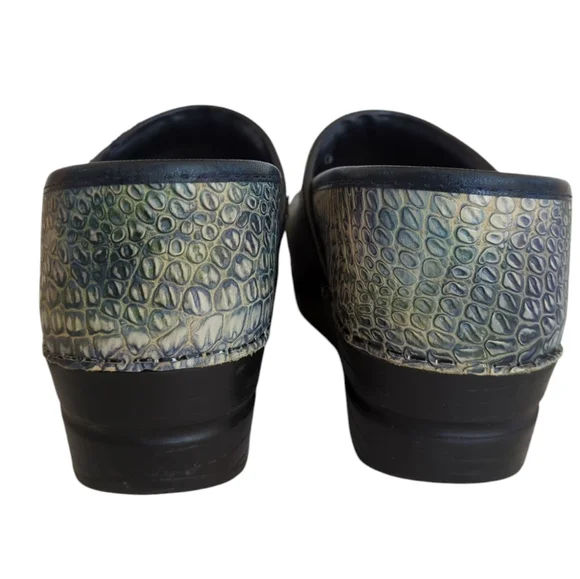 Sanita Reptile Embossed Leather Slip On Clogs EU 39 Blue Green - Picture 14 of 16